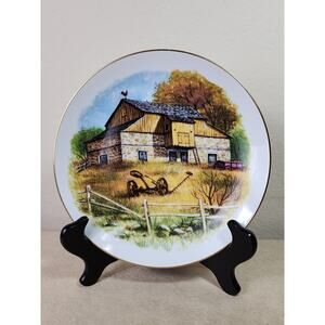 Country Living Legacy Plate Collector Wall Decor Porcelain 8 1/2" Gold Trim Vtg
